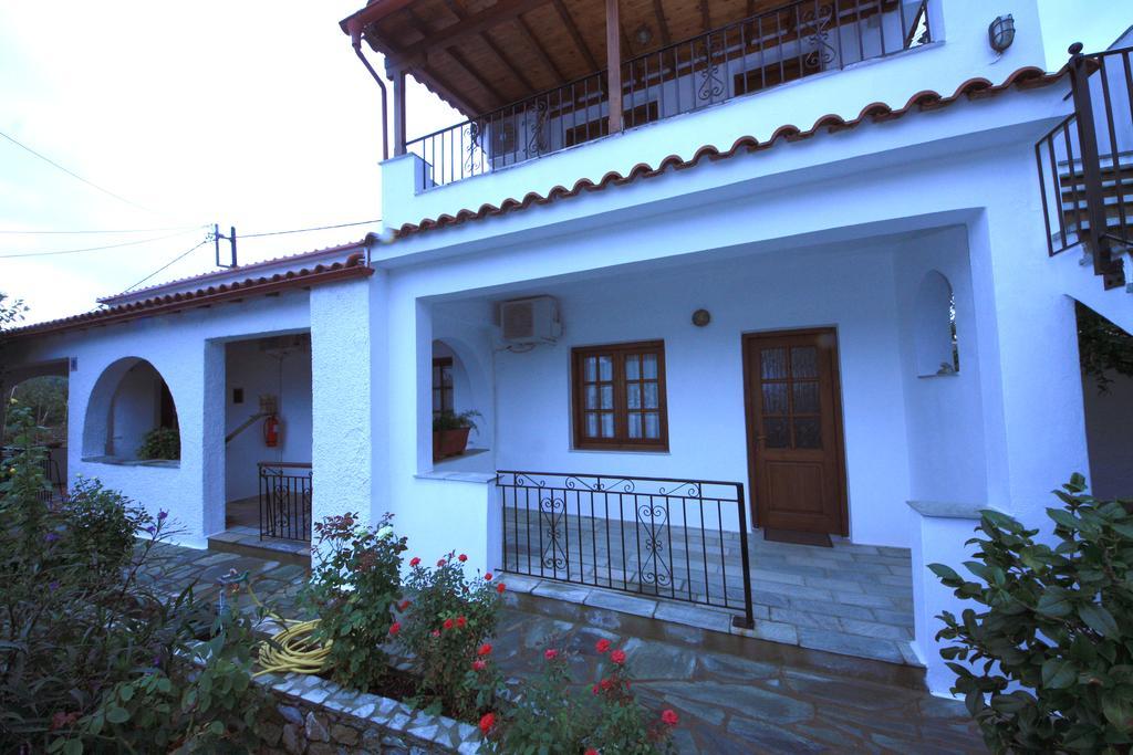 Amalia Studios Skiathos-stad Buitenkant foto